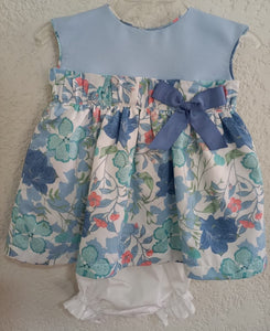 Vestido de algodón con estampado de flores azul y aqua