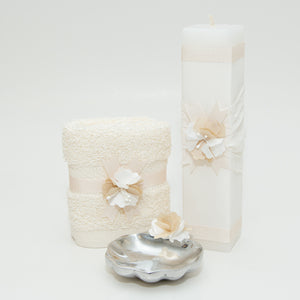 Kit de Bautizo Beige con Flor